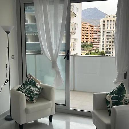 Elegance La Cala בנידורם